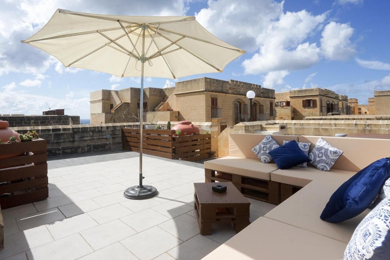 Getawaynpetto Private Duplex Maisonette With Jacuzzi Hot Tub Mgarr Exteriér fotografie