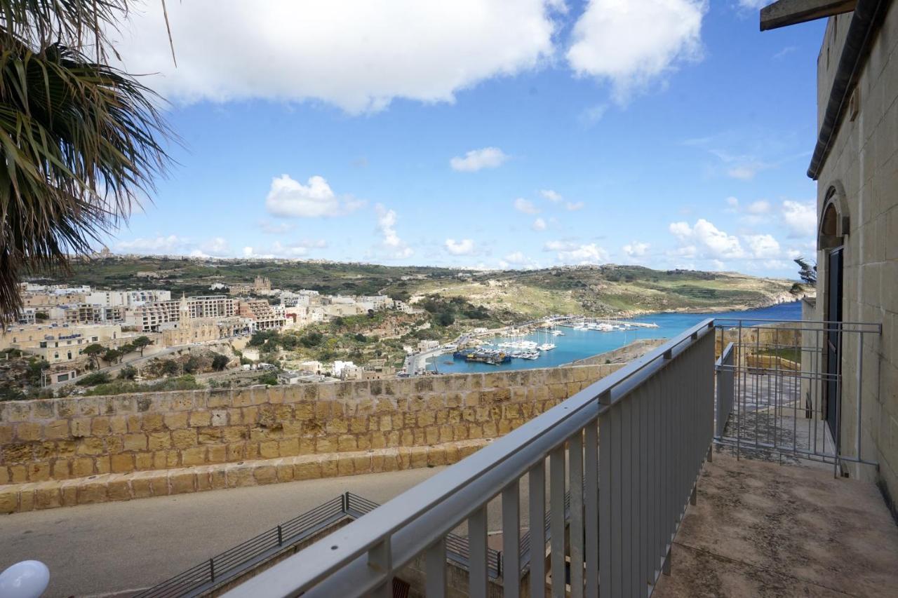 Getawaynpetto Private Duplex Maisonette With Jacuzzi Hot Tub Mgarr Exteriér fotografie