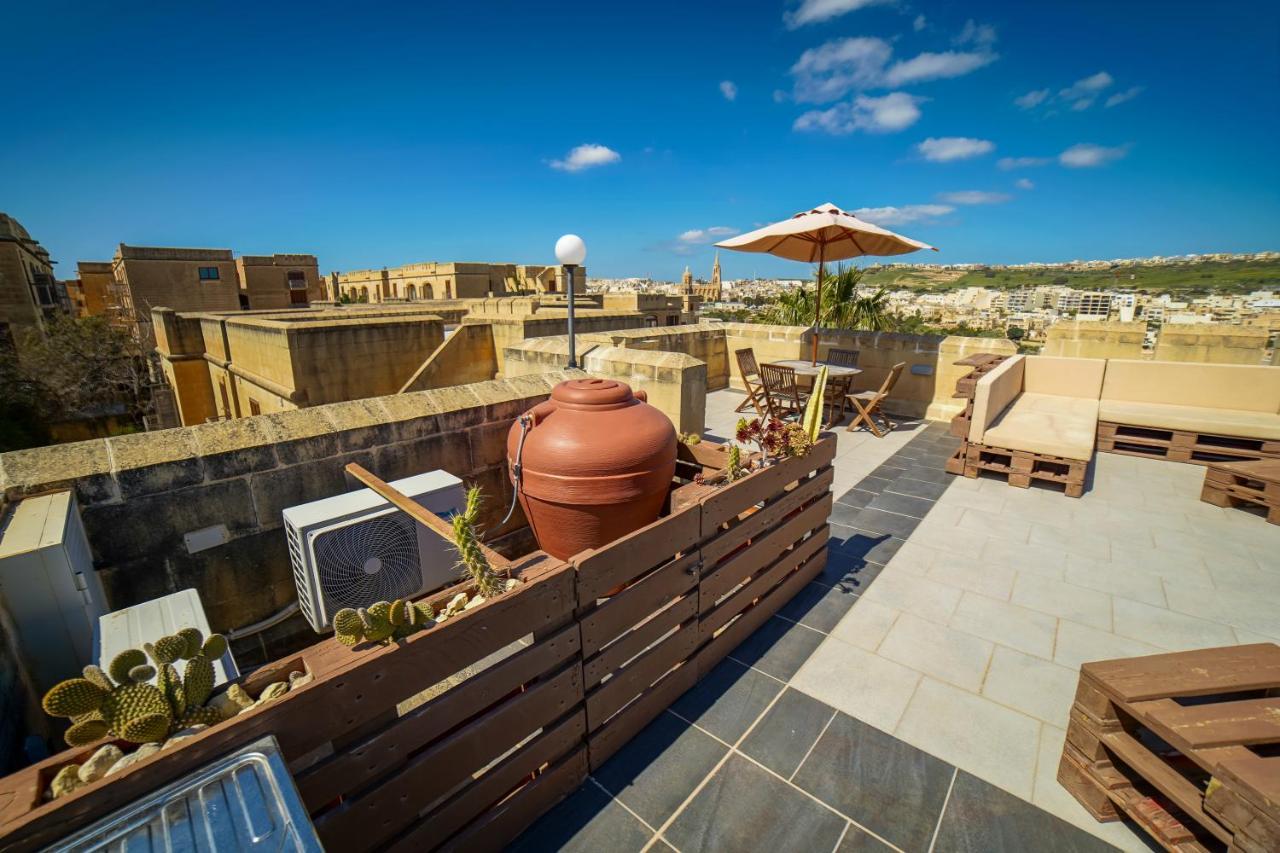 Getawaynpetto Private Duplex Maisonette With Jacuzzi Hot Tub Mgarr Exteriér fotografie